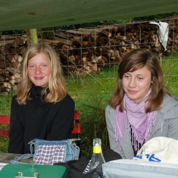 Die Ponys der CV-Ponyfarm in Kleinhoechberg im September 2011 - 08