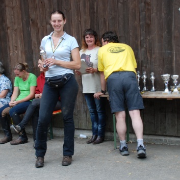 Gelaenderallye CV-Ponyfarm 2011 - Siegerehrung Erwachsene 01 Gelaenderallye CV-Ponyfarm 2011 - Siegerehrung Erwachsene 01