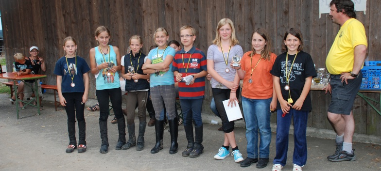 Gelaenderallye CV-Ponyfarm 2011 - Siegerehrung Kiddi-Rallye 03