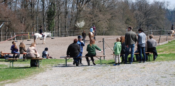 Ostereiersuche auf der CV-Ponyfarm April 2010 - 08